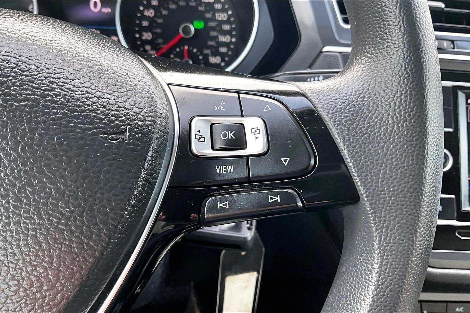 2019 Volkswagen Tiguan S