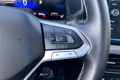 2024 Volkswagen Taos SE