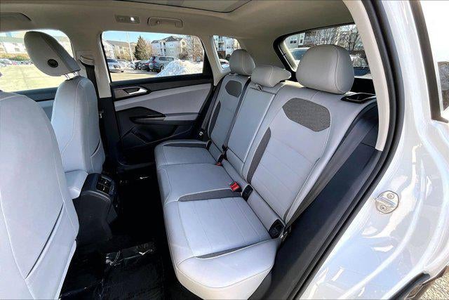 2022 Volkswagen Taos SE