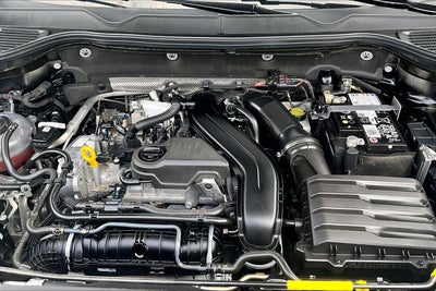 2025 Volkswagen Taos SE