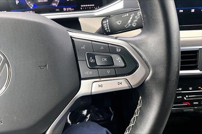 2025 Volkswagen Taos SE