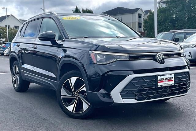 2025 Volkswagen Taos SE