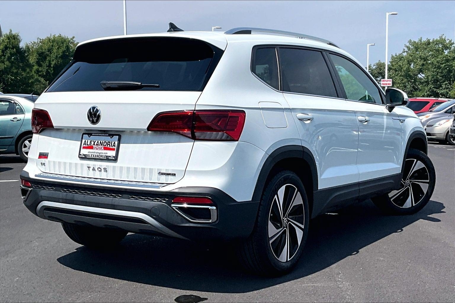 2023 Volkswagen Taos SE
