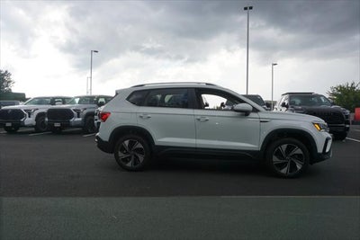 2023 Volkswagen Taos SE