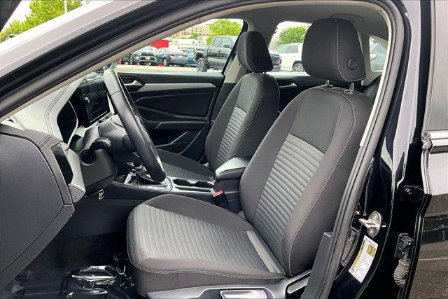 2025 Volkswagen Jetta S