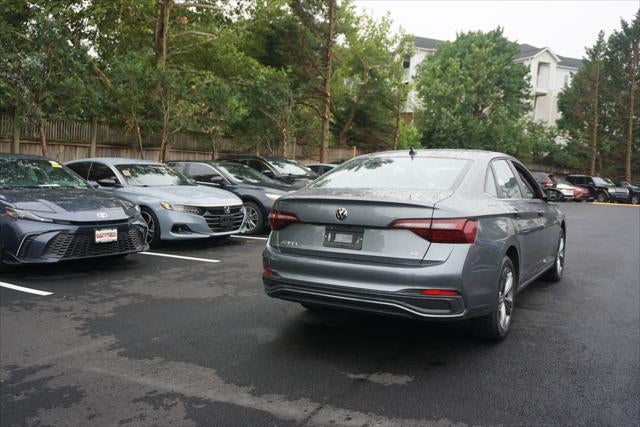 2024 Volkswagen Jetta SE