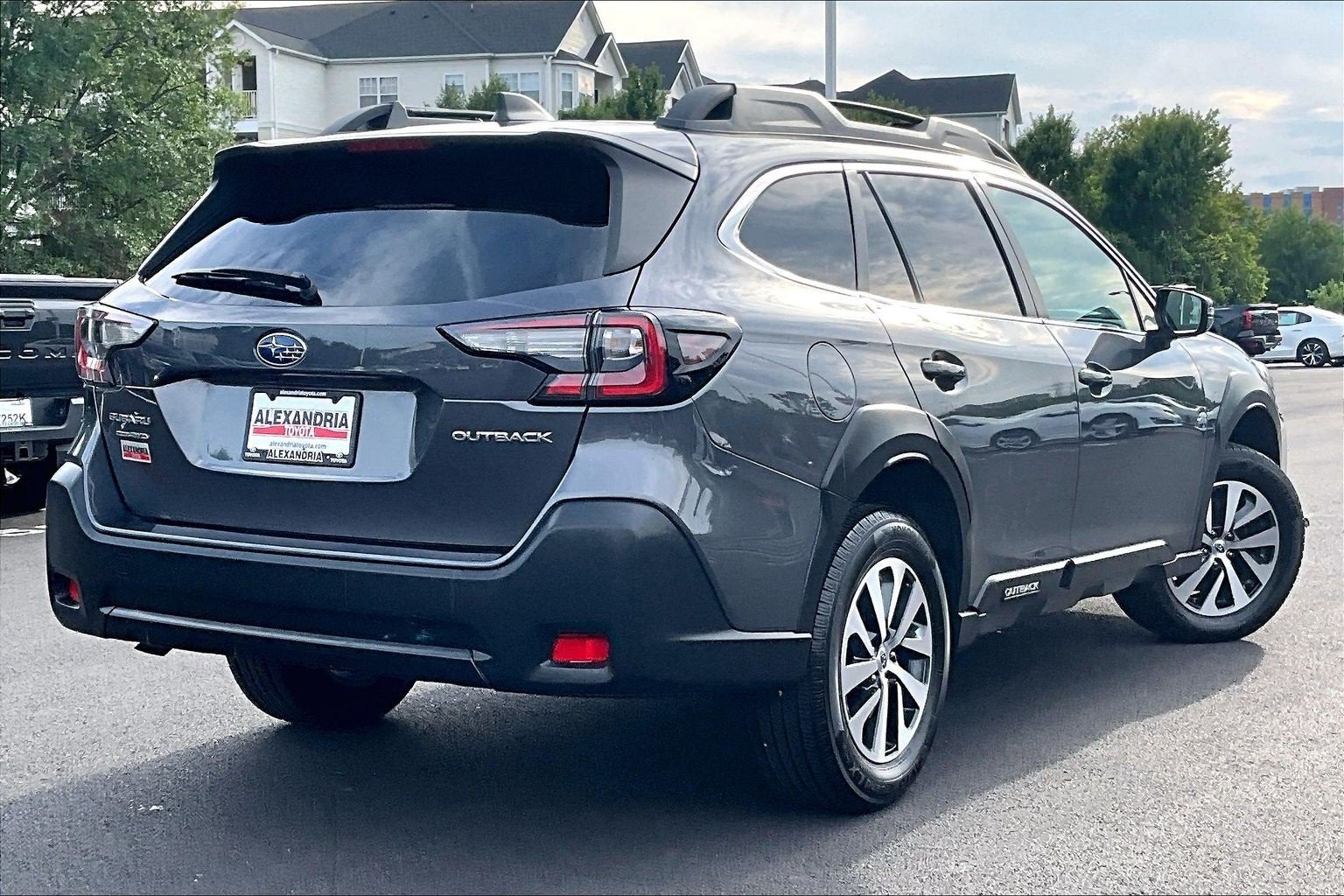 2024 Subaru Outback Premium