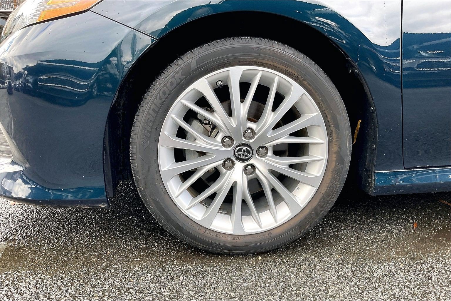 2019 Toyota Camry XLE