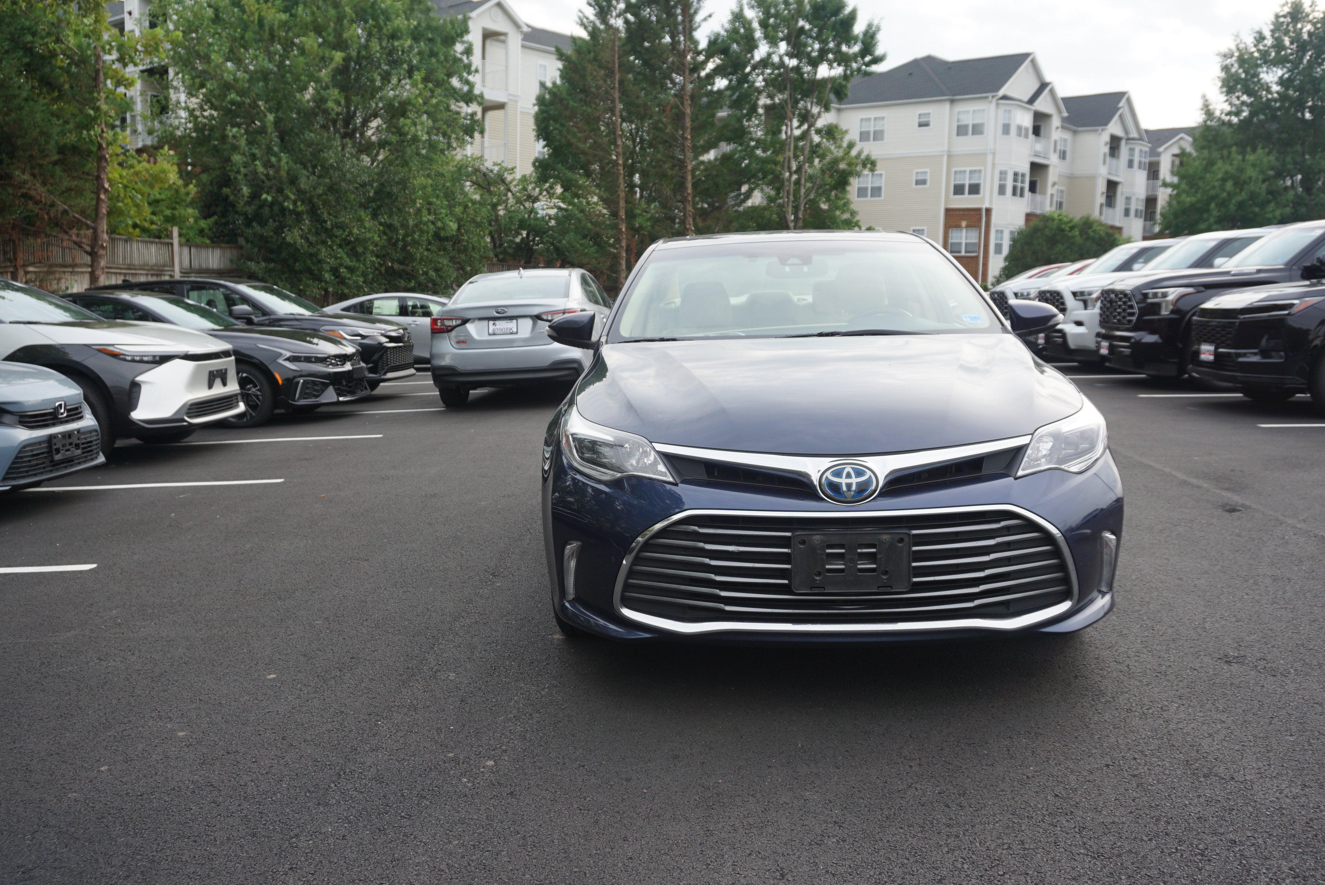 2018 Toyota Avalon Hybrid XLE Premium