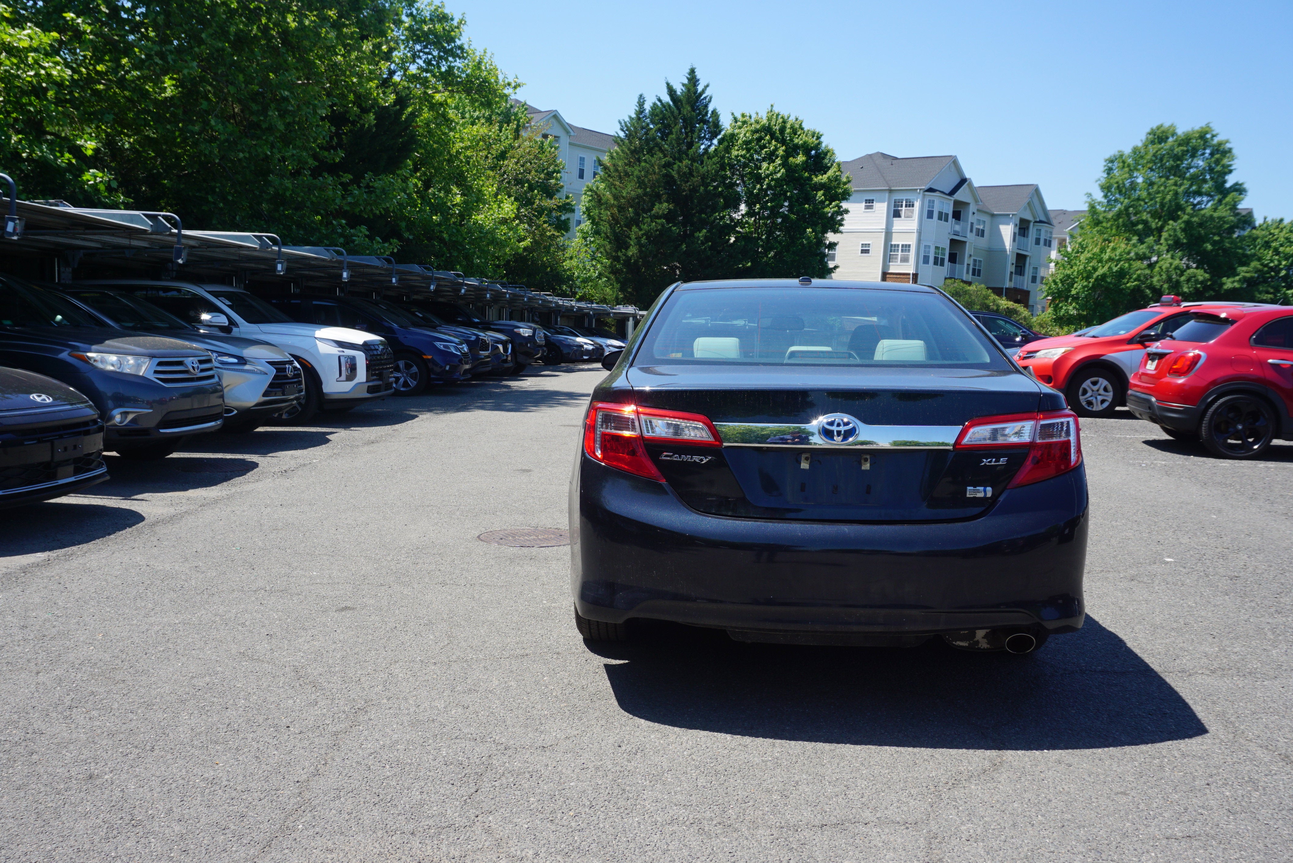 2012 Toyota Camry Hybrid XLE