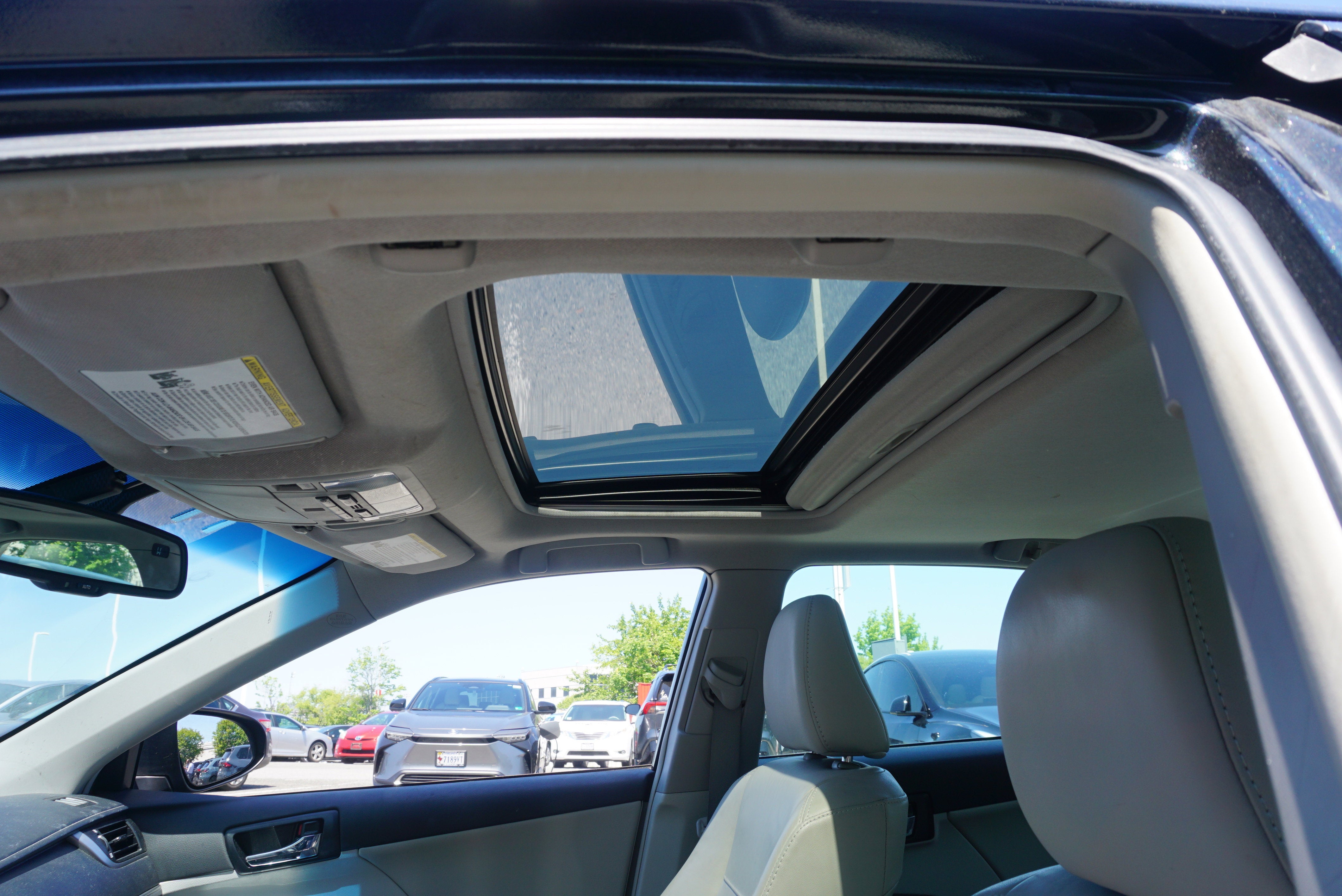 2012 Toyota Camry Hybrid XLE