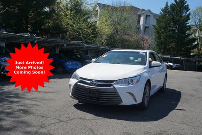 2017 Toyota Camry Hybrid XLE
