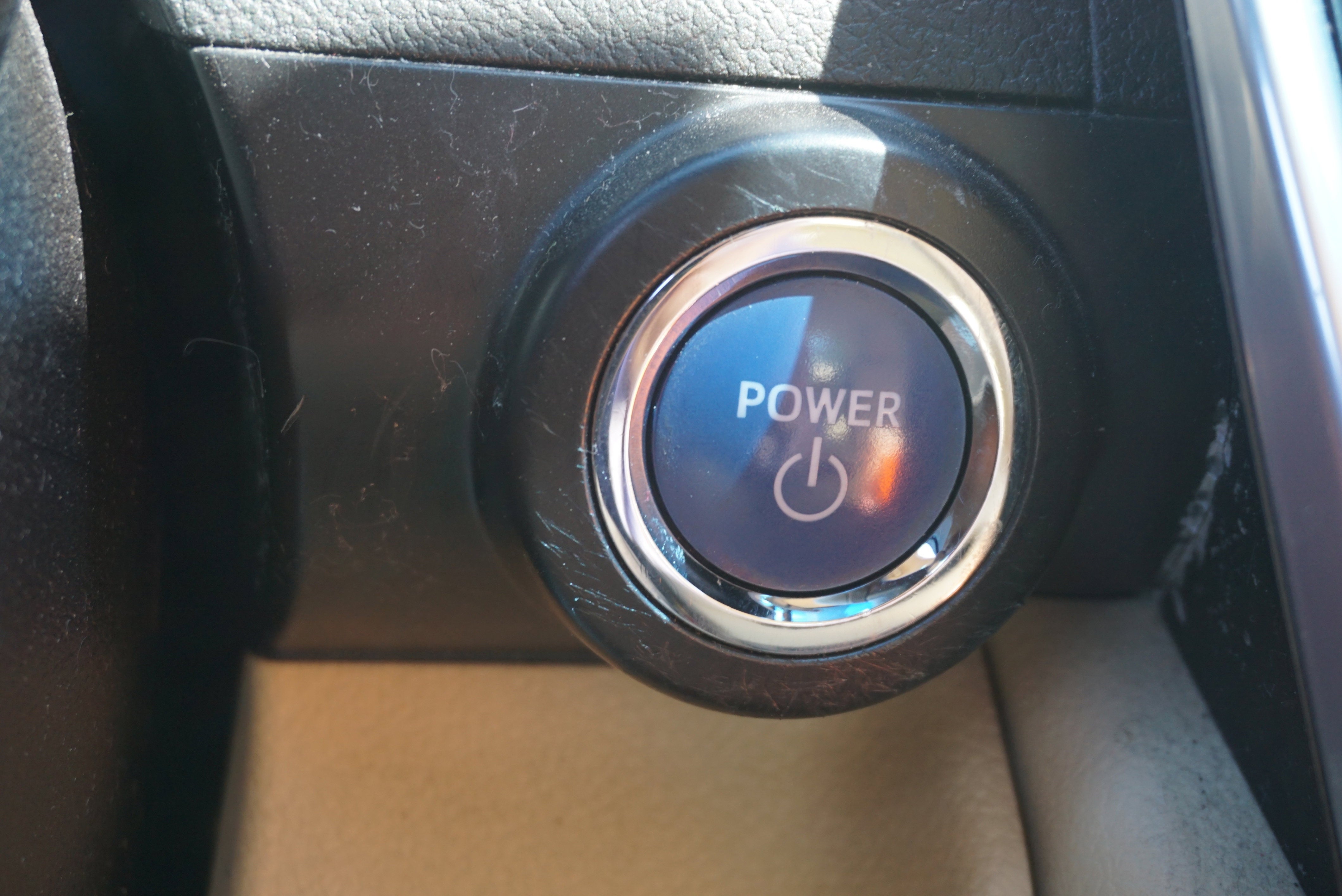 2017 Toyota Camry Hybrid XLE