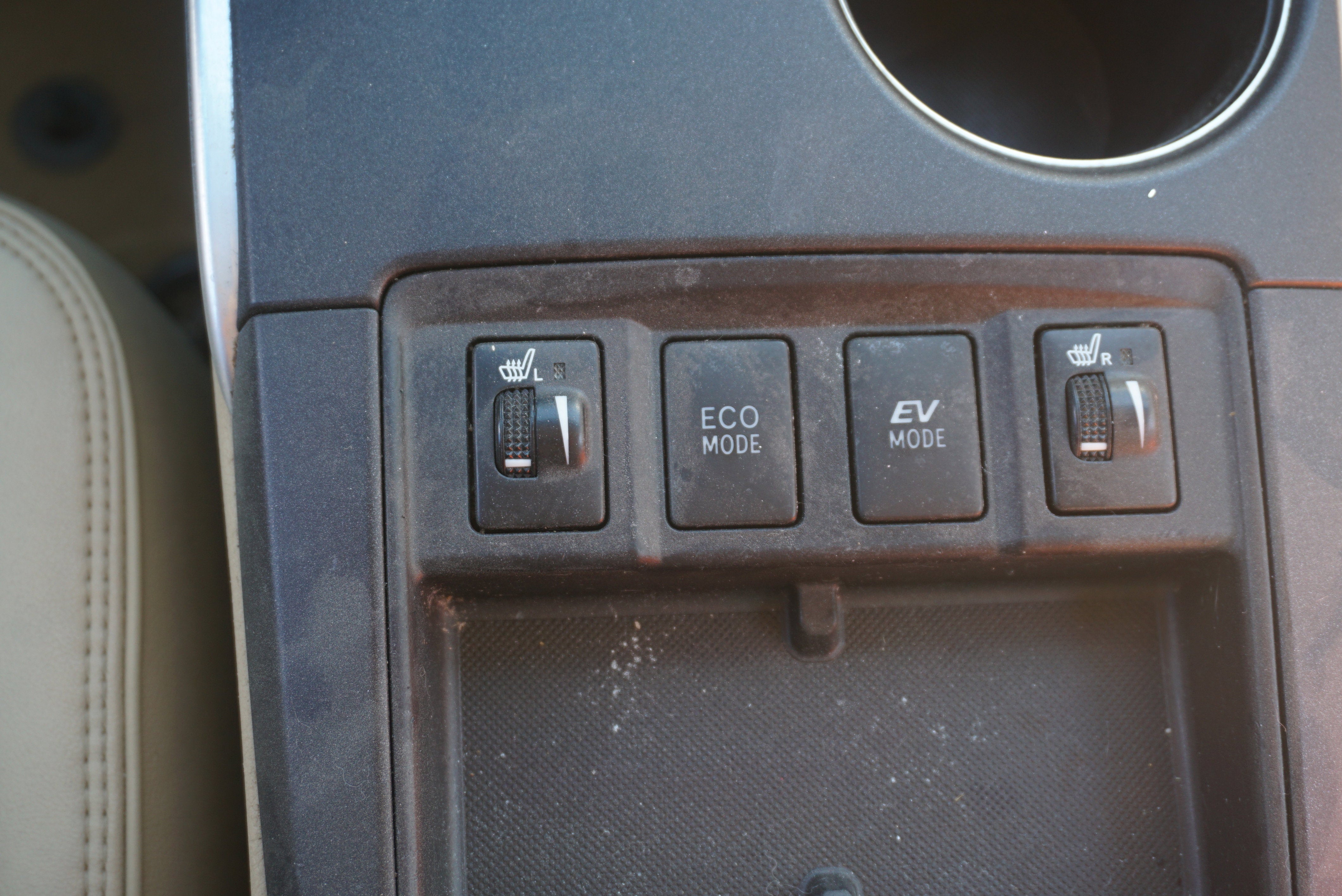 2017 Toyota Camry Hybrid XLE