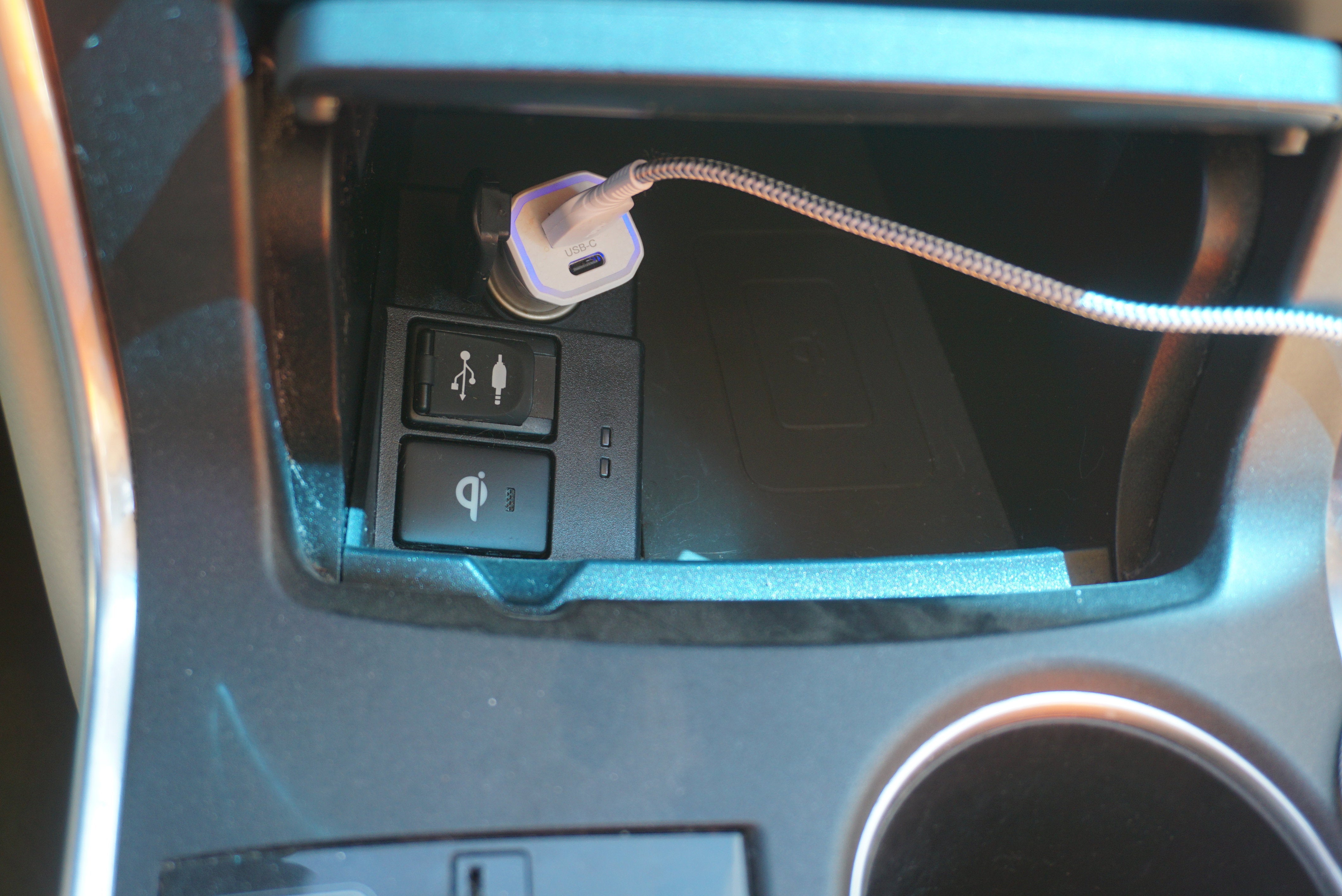 2017 Toyota Camry Hybrid XLE