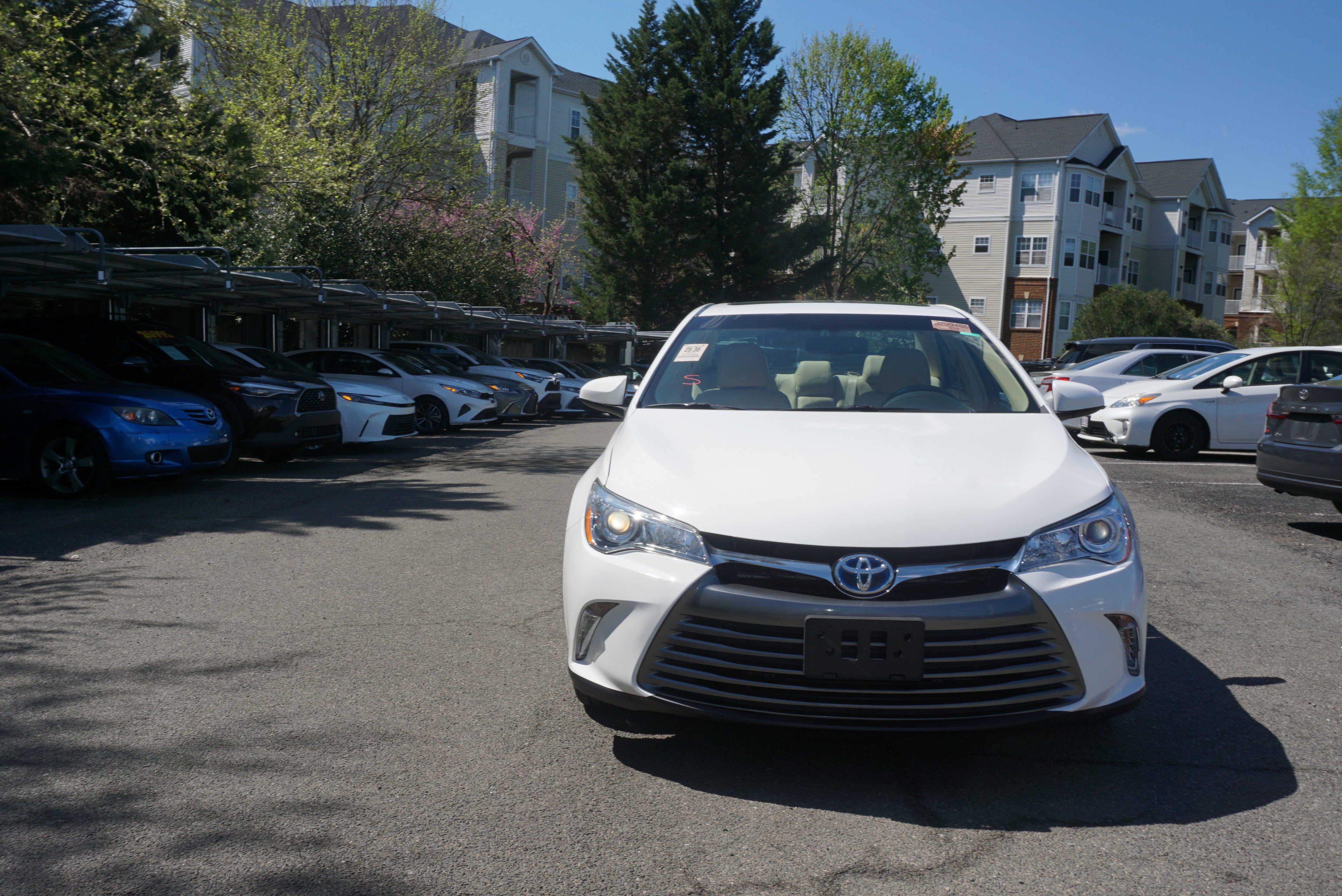 2017 Toyota Camry Hybrid XLE