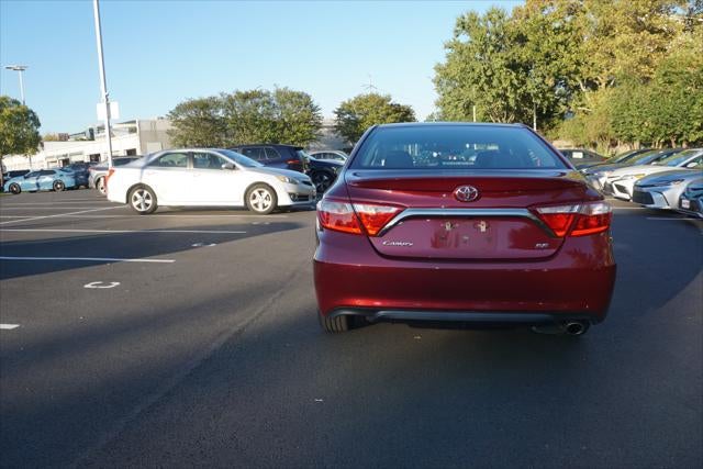 2016 Toyota Camry SE