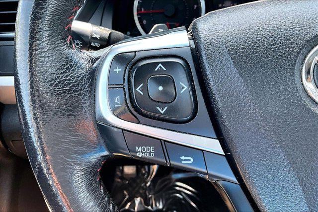 2017 Toyota Camry SE