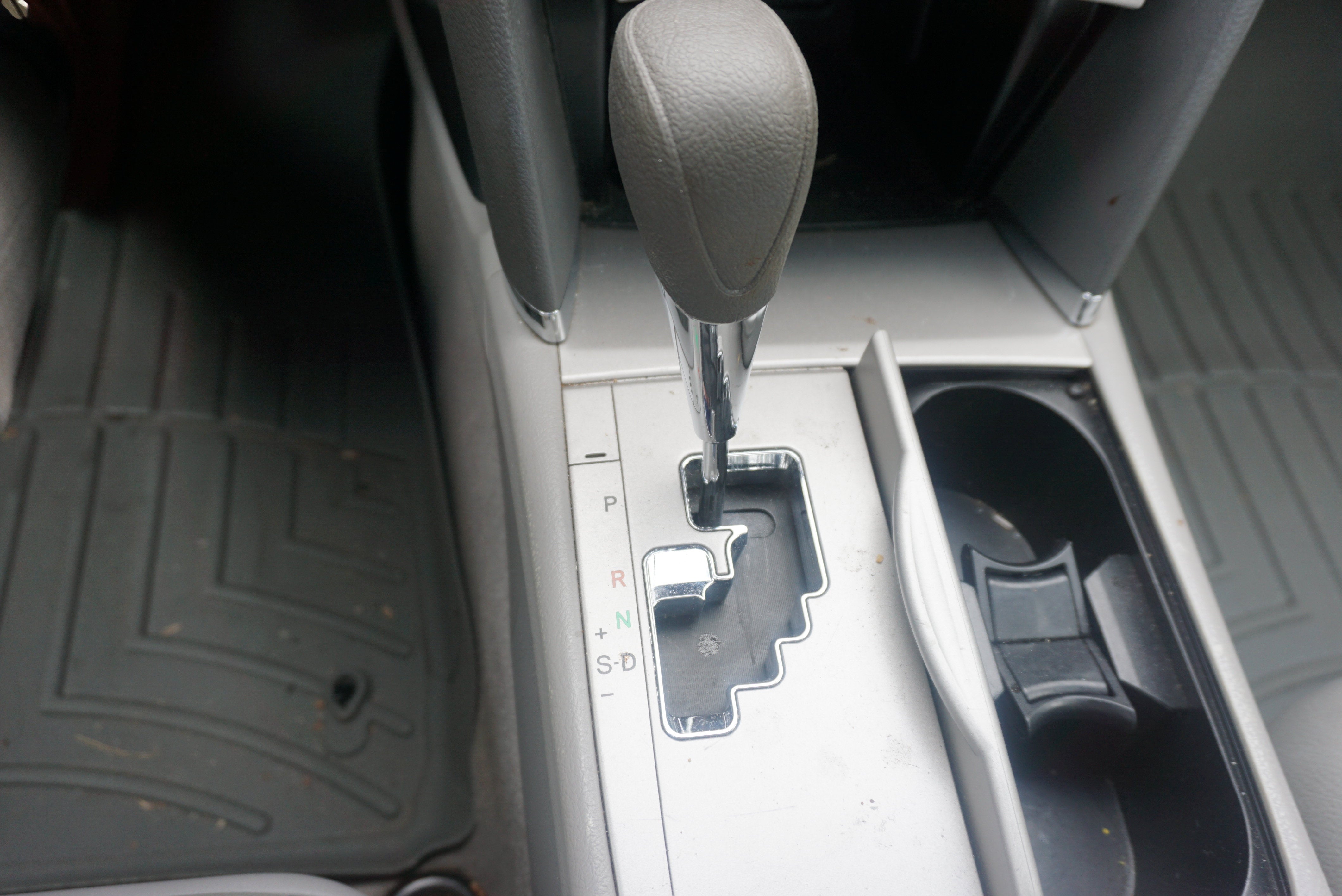 2010 Toyota Camry LE