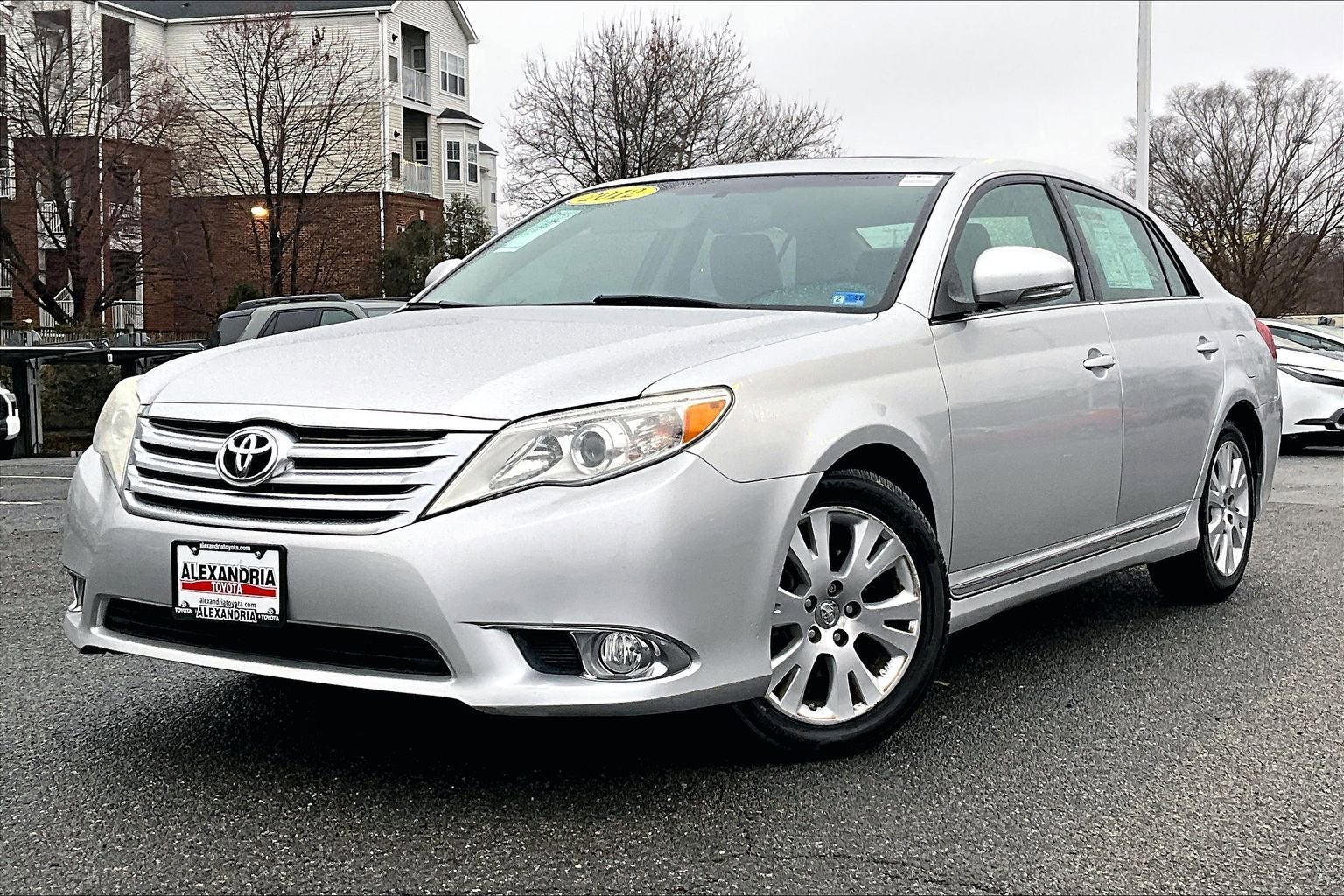 2012 Toyota Avalon 4dr Sdn (Natl)