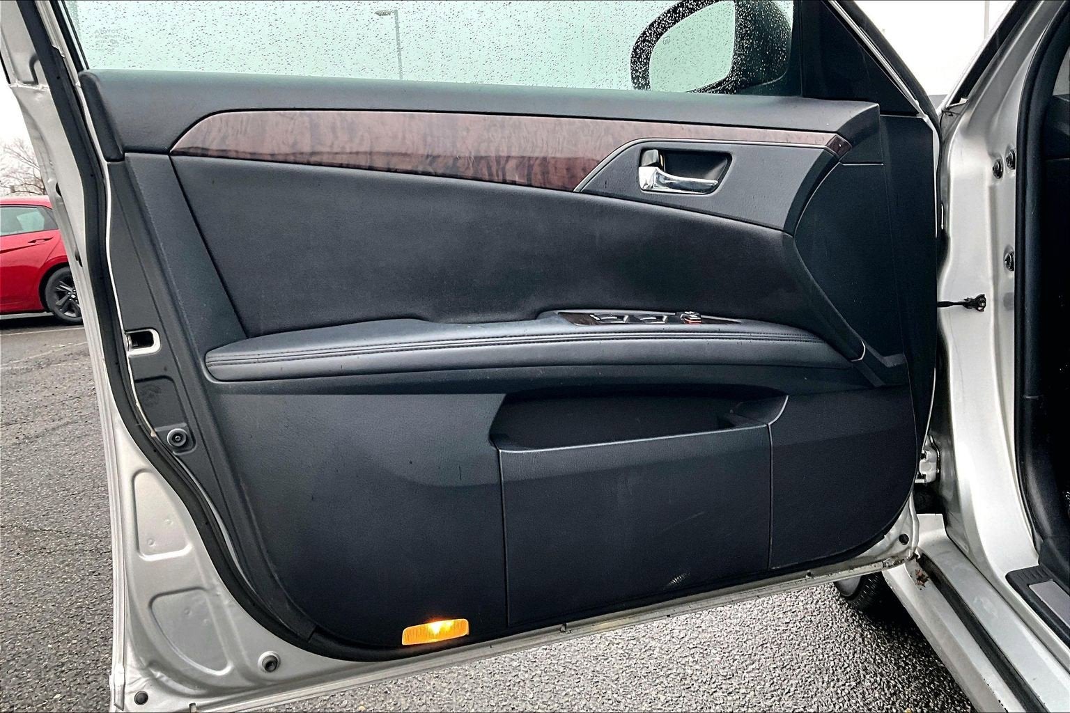 2012 Toyota Avalon 4dr Sdn (Natl)