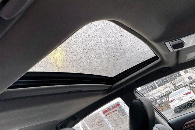 2012 Toyota Avalon 4dr Sdn (Natl)