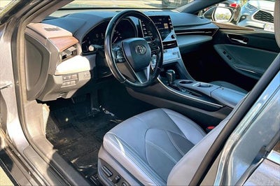 2019 Toyota Avalon XLE