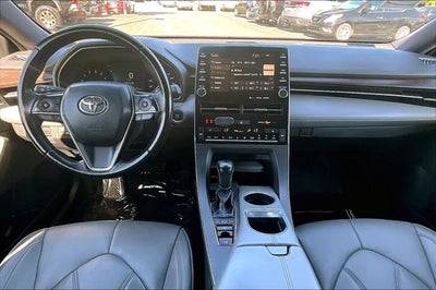 2019 Toyota Avalon XLE