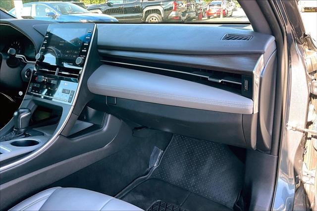 2019 Toyota Avalon XLE