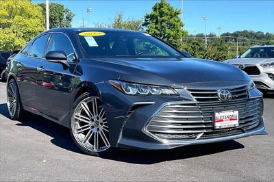 2019 Toyota Avalon XLE