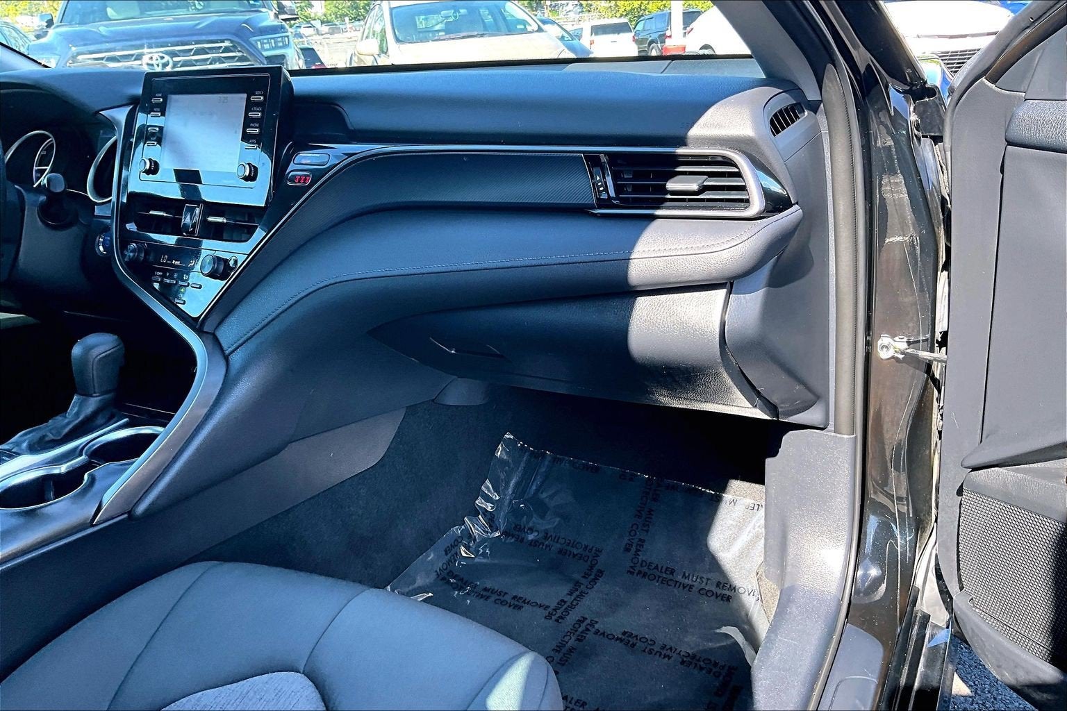 2023 Toyota Camry Hybrid LE
