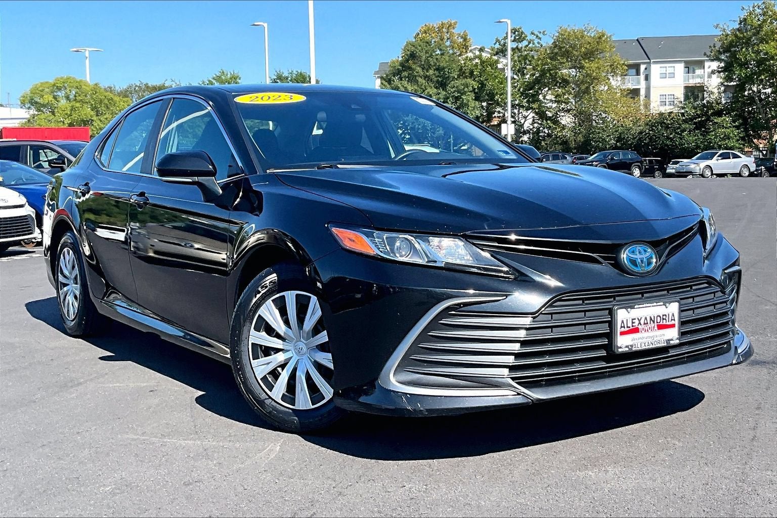 2023 Toyota Camry Hybrid LE