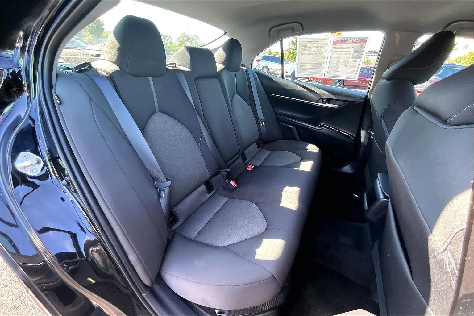 2023 Toyota Camry Hybrid LE