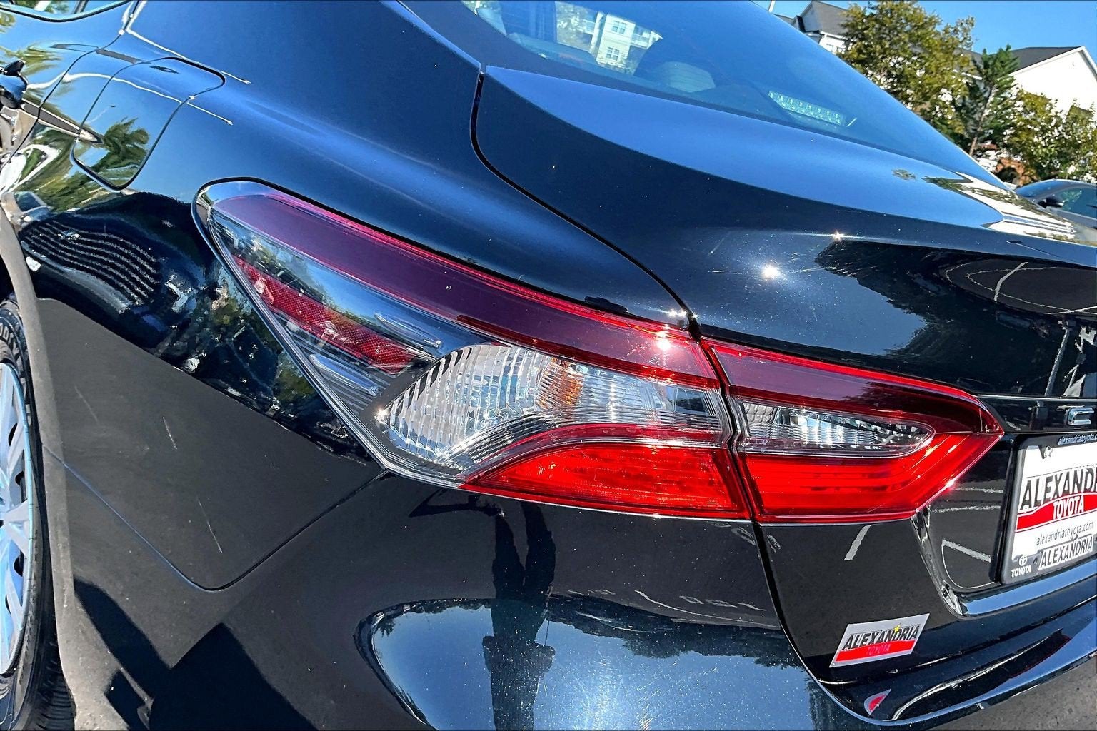 2023 Toyota Camry Hybrid LE