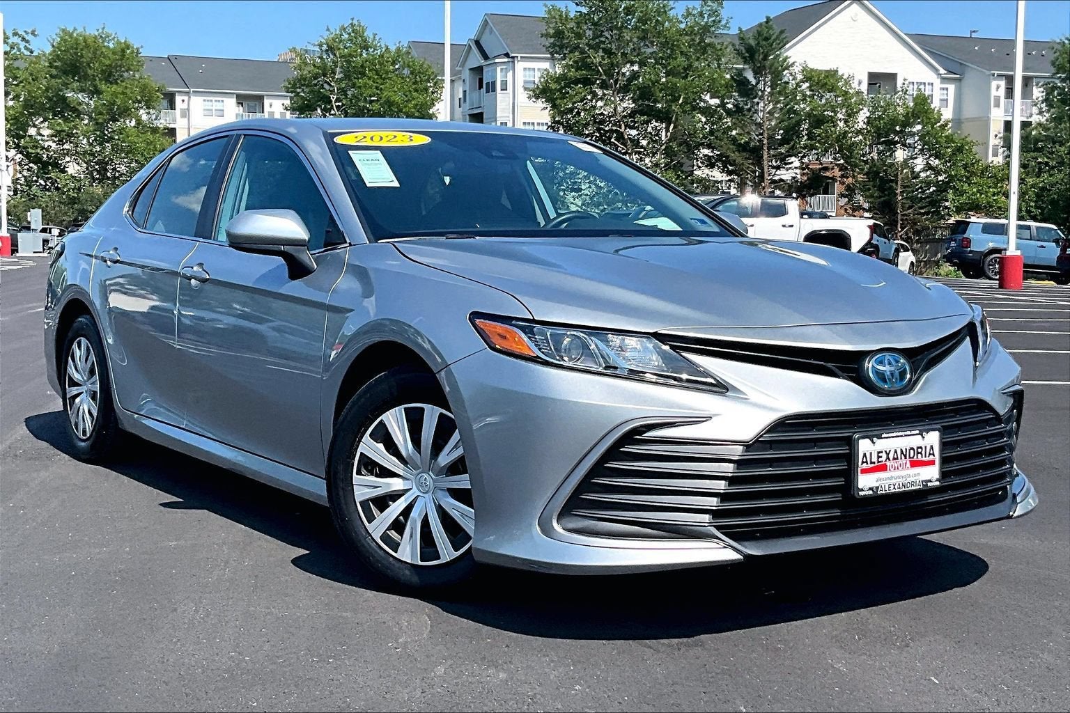 2023 Toyota Camry Hybrid LE