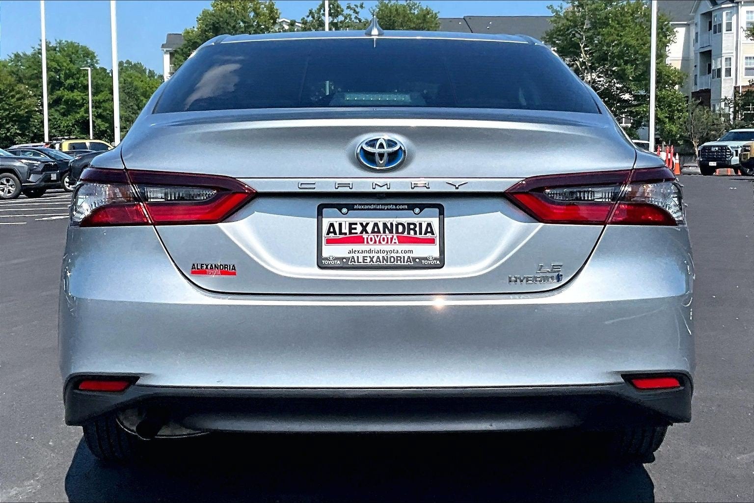 2023 Toyota Camry Hybrid LE
