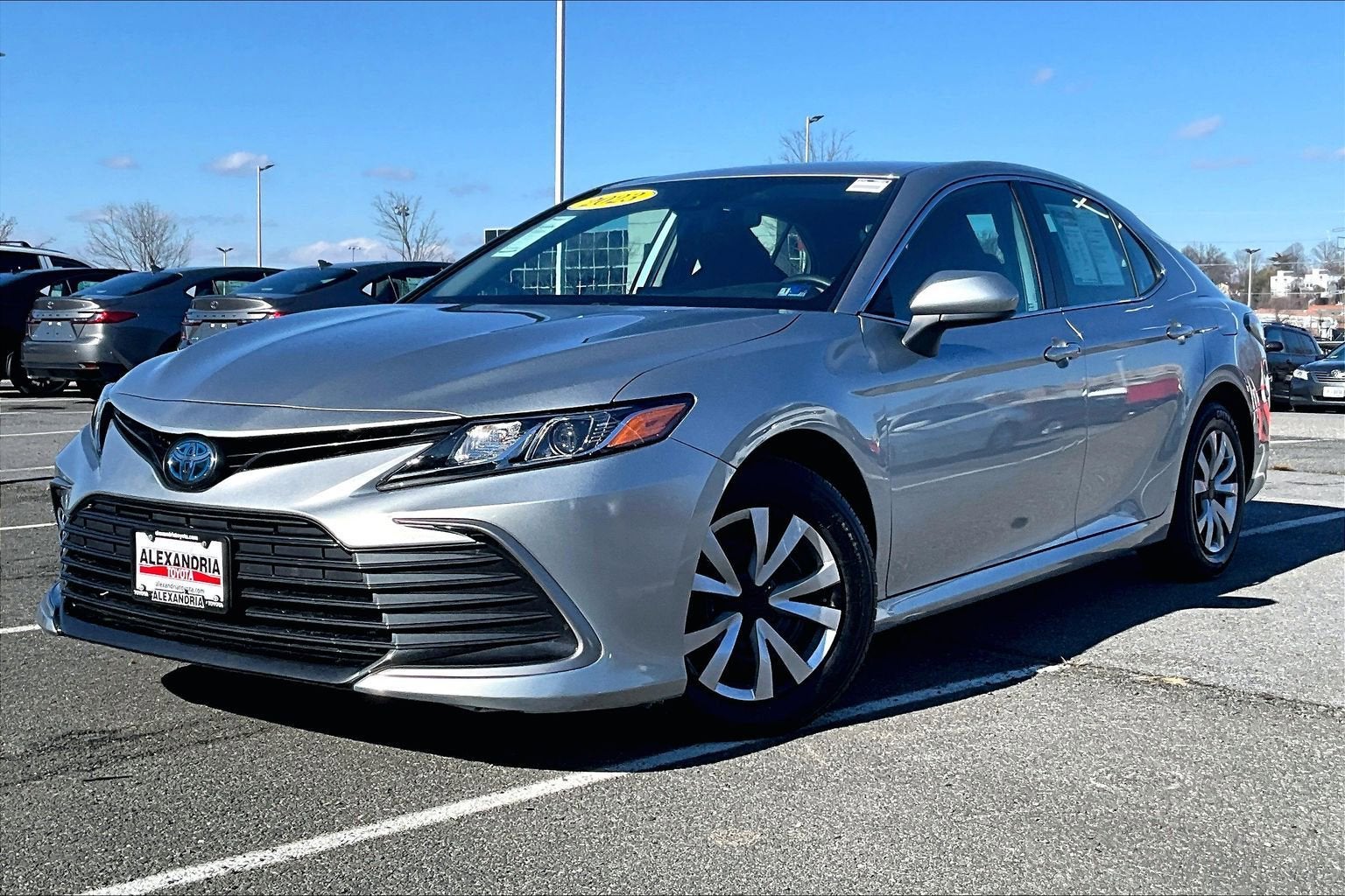 2023 Toyota Camry Hybrid LE