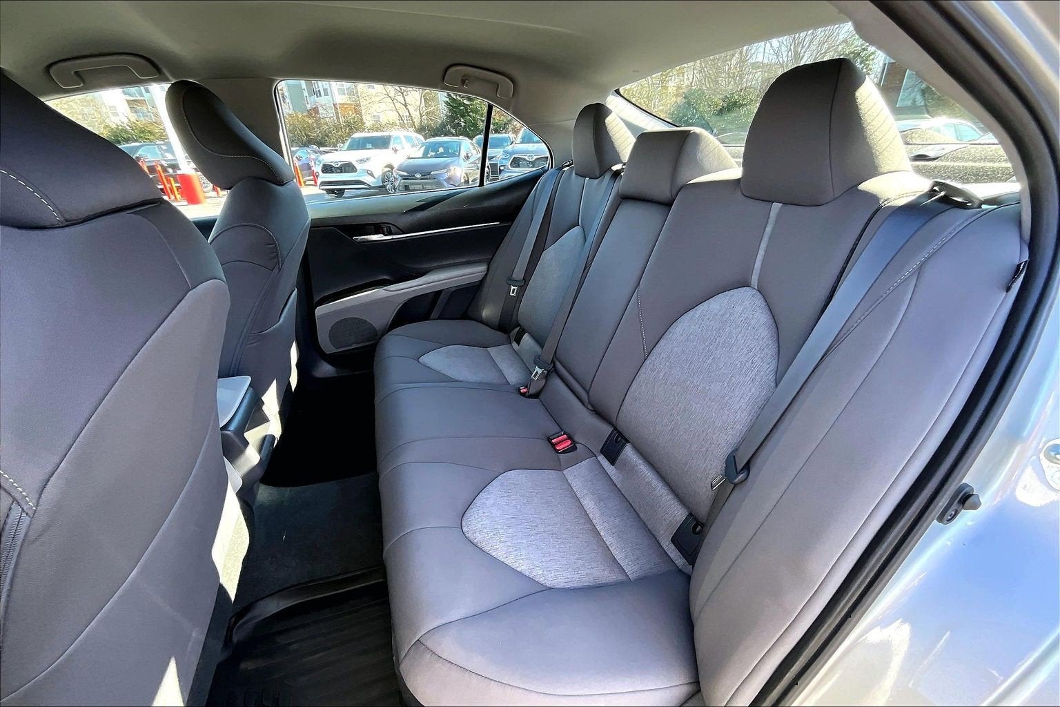 2023 Toyota Camry Hybrid LE