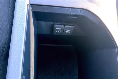 2023 Toyota Camry Hybrid LE