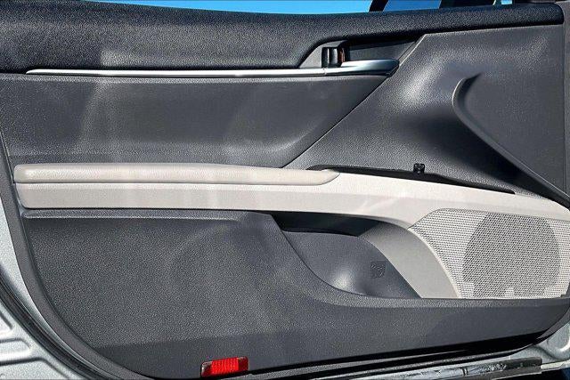 2023 Toyota Camry Hybrid LE