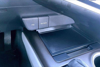 2023 Toyota Camry Hybrid LE