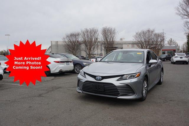 2024 Toyota Camry Hybrid LE