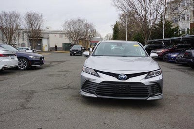 2024 Toyota Camry Hybrid LE