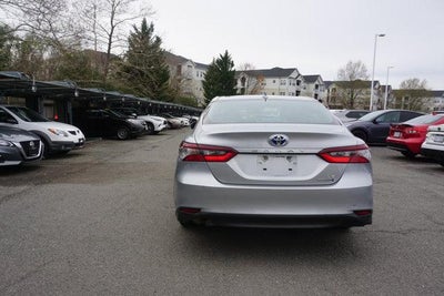 2024 Toyota Camry Hybrid LE