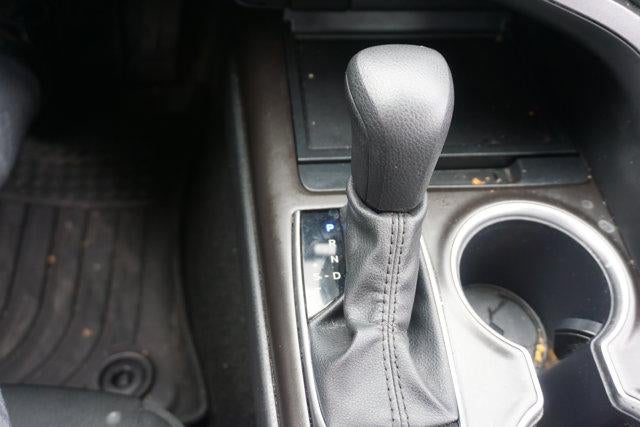 2024 Toyota Camry Hybrid LE