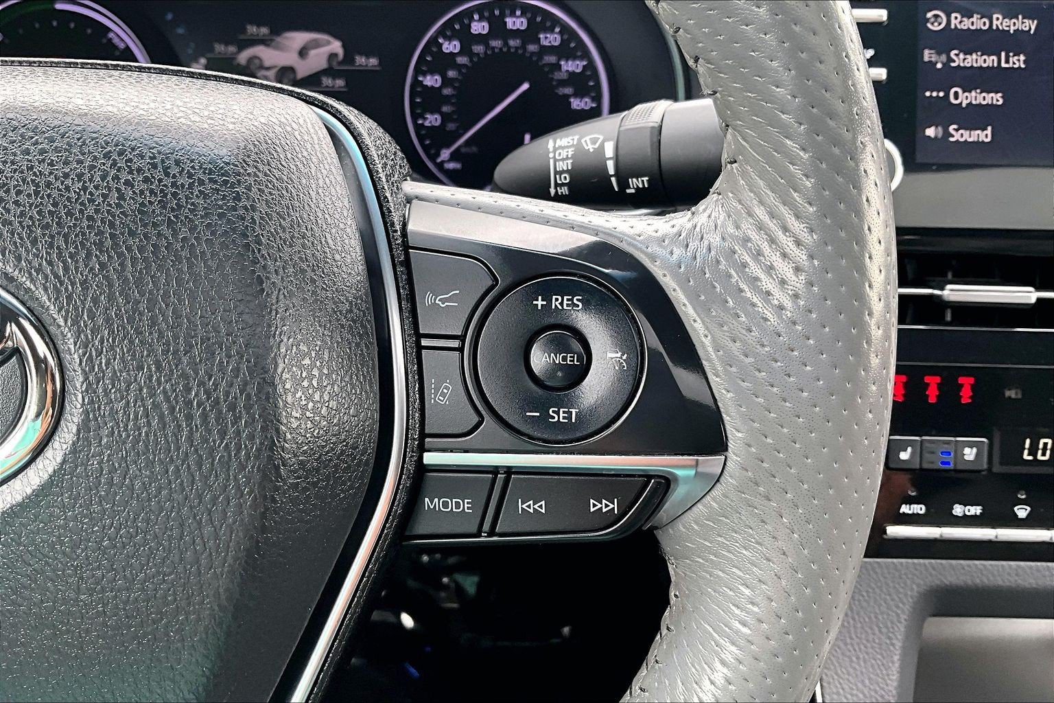 2021 Toyota Avalon Hybrid Limited