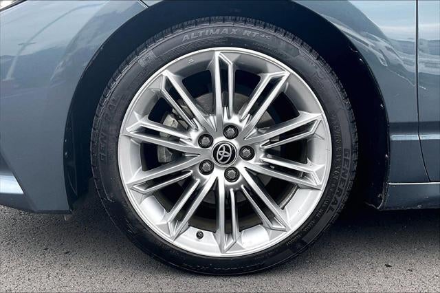 2021 Toyota Avalon Hybrid Limited