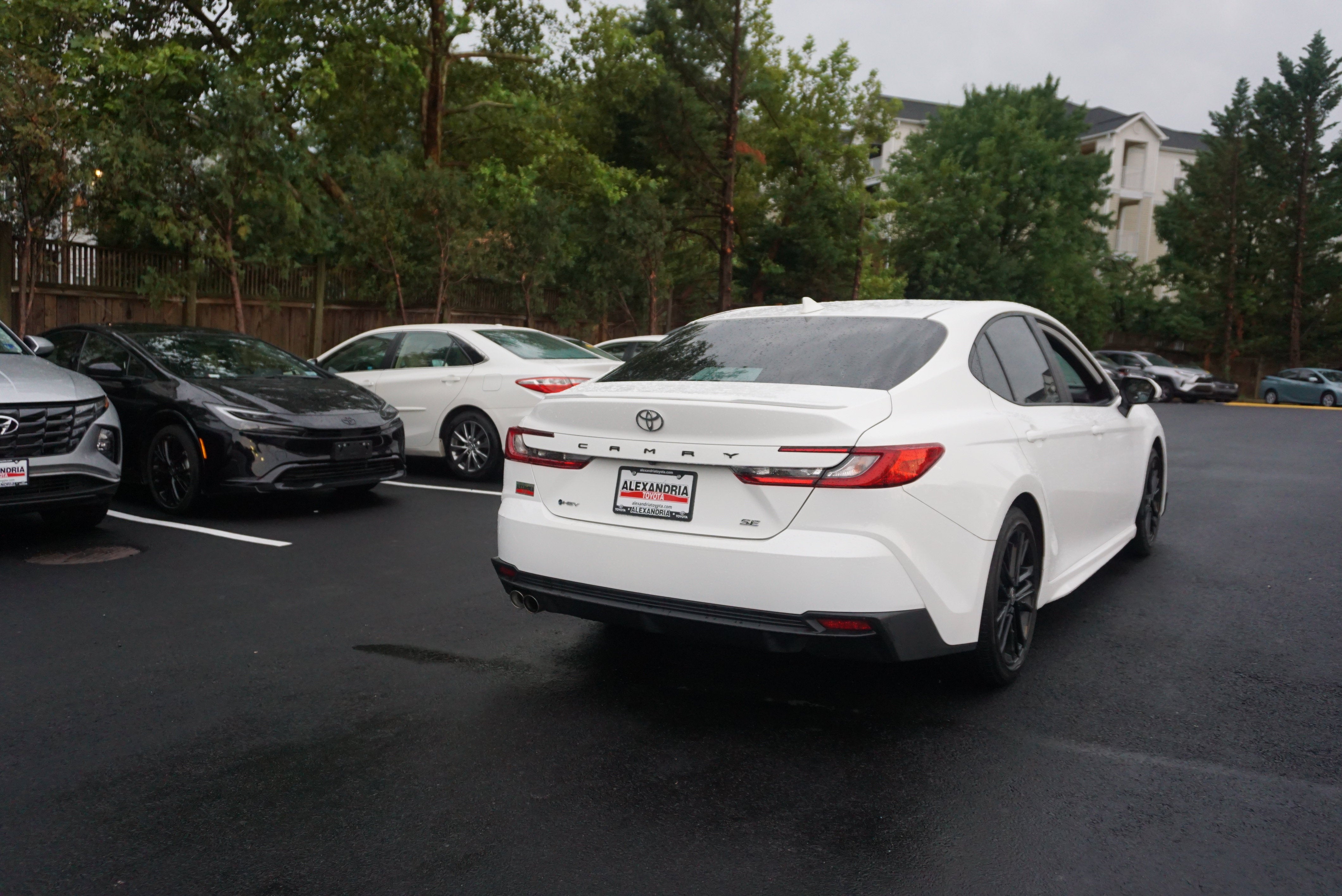 2025 Toyota Camry SE