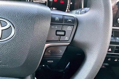 2025 Toyota Camry LE