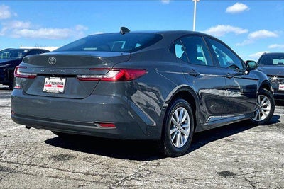 2025 Toyota Camry LE